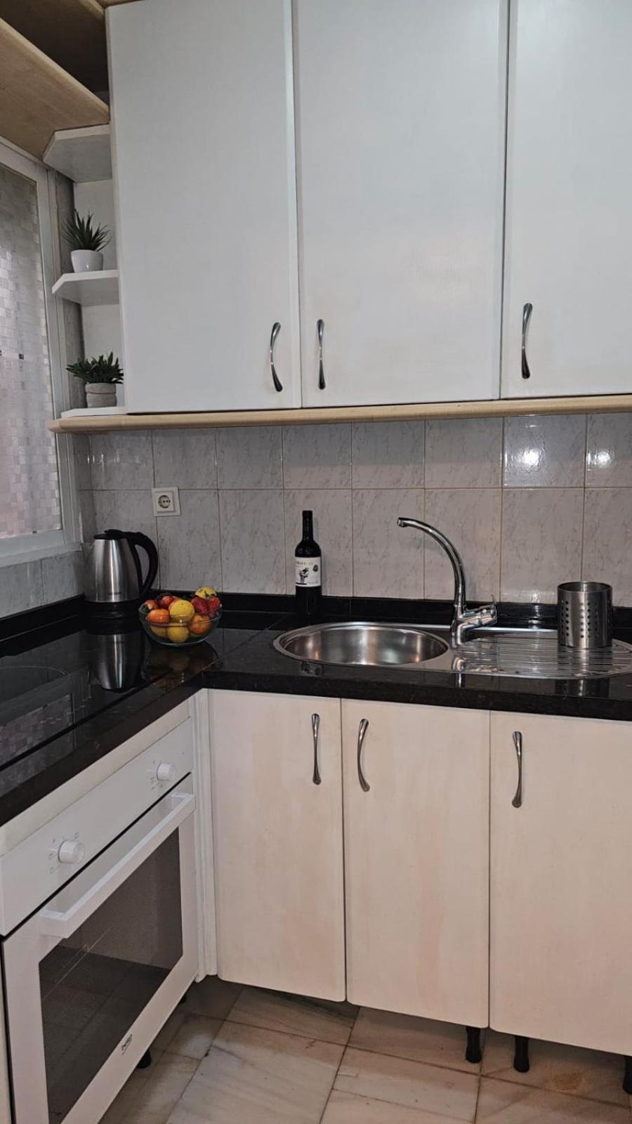 Ideal Holiday Apartment One Bedroom City Center Málaga Exterior foto
